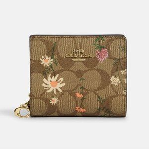 Coach Snap Wallet In Signature Canvas With Wildflower Print
